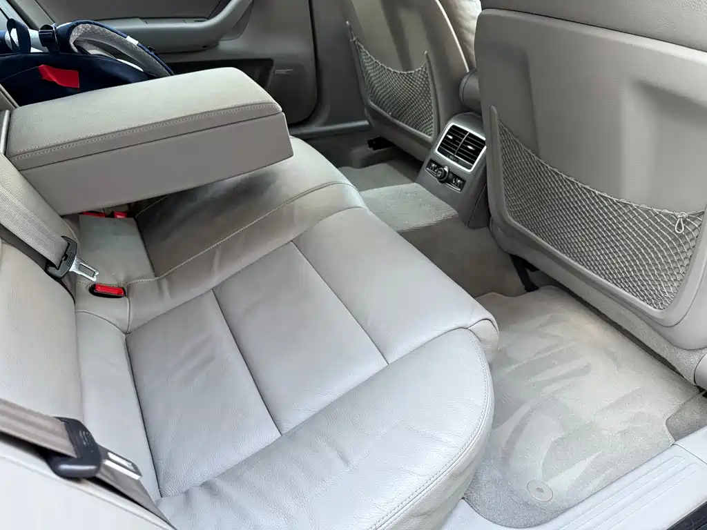 Audi A6L — миниатюра 9