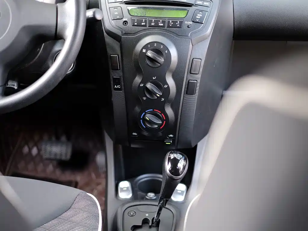 BYD F0 — миниатюра 36