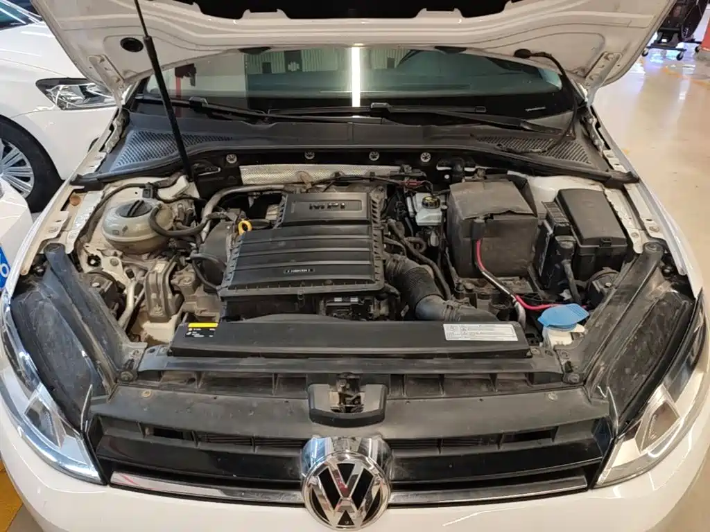 Volkswagen Golf — миниатюра 20
