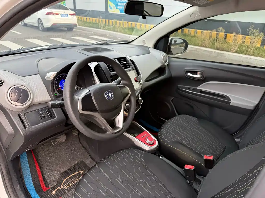 Changan Benben E-Star — миниатюра 8