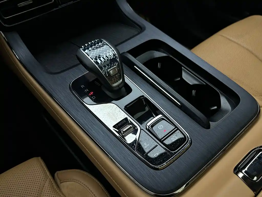 GAC Motor Trumpchi ES9 — миниатюра 17