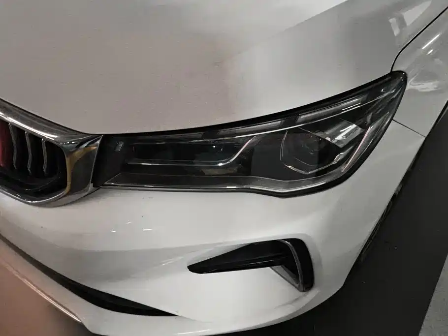Geely Emgrand — миниатюра 5