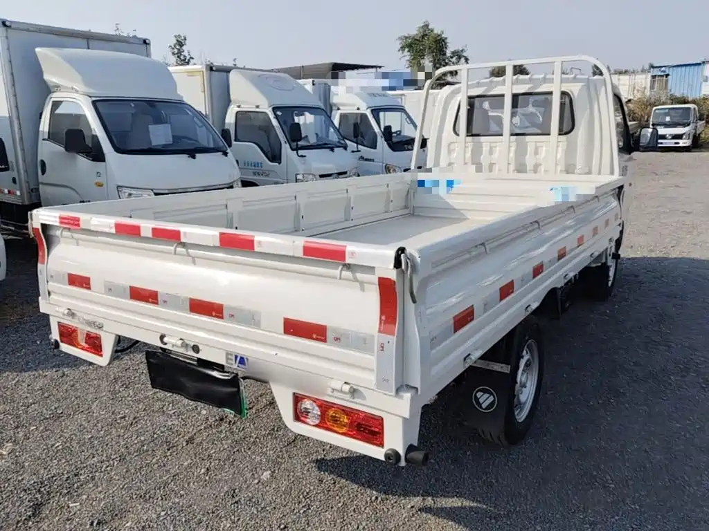 Foton Xiangling M New Energy — миниатюра 7