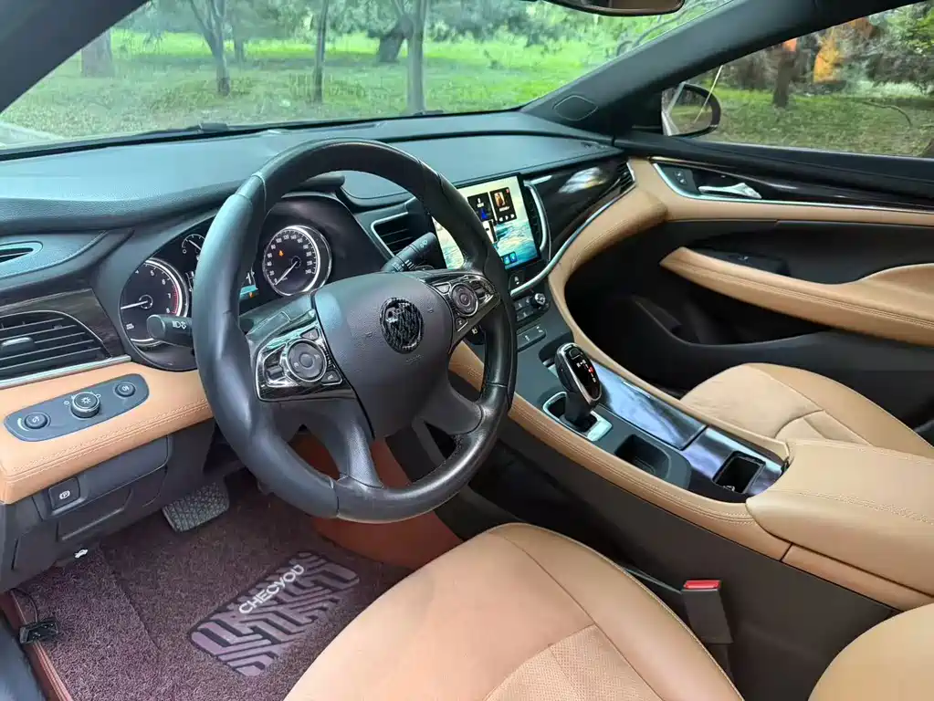 Buick LaCrosse — миниатюра 4