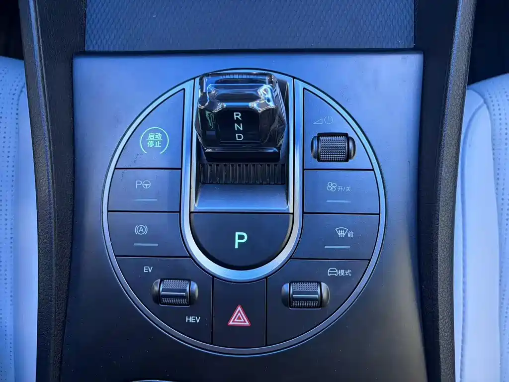 BYD Seal 05 DM-i — миниатюра 8