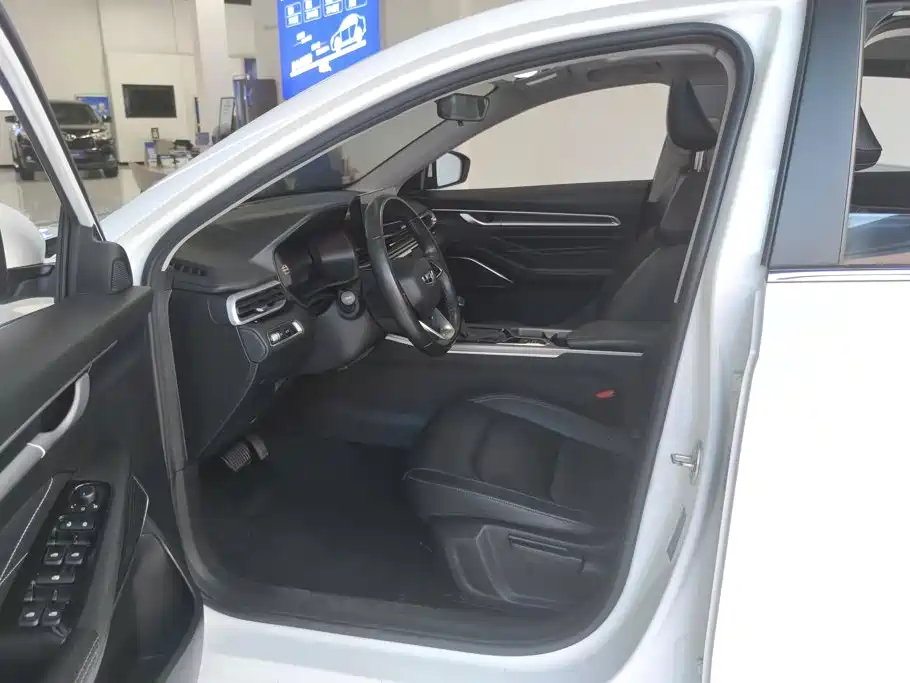 Geely Emgrand — миниатюра 9