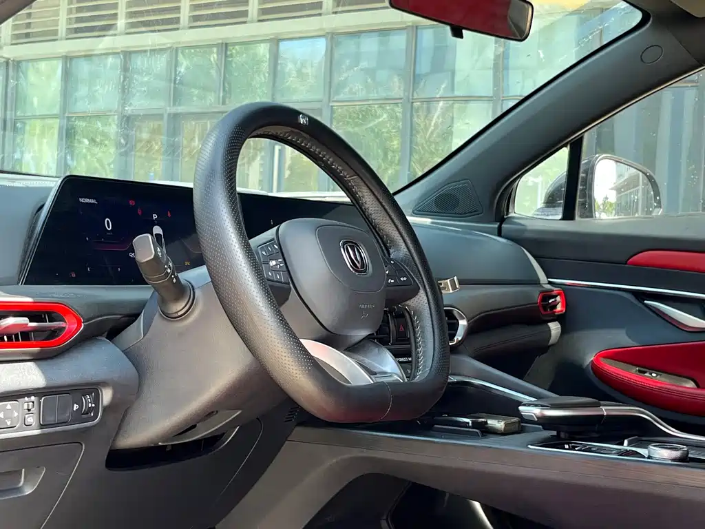 Changan UNI-T — миниатюра 10