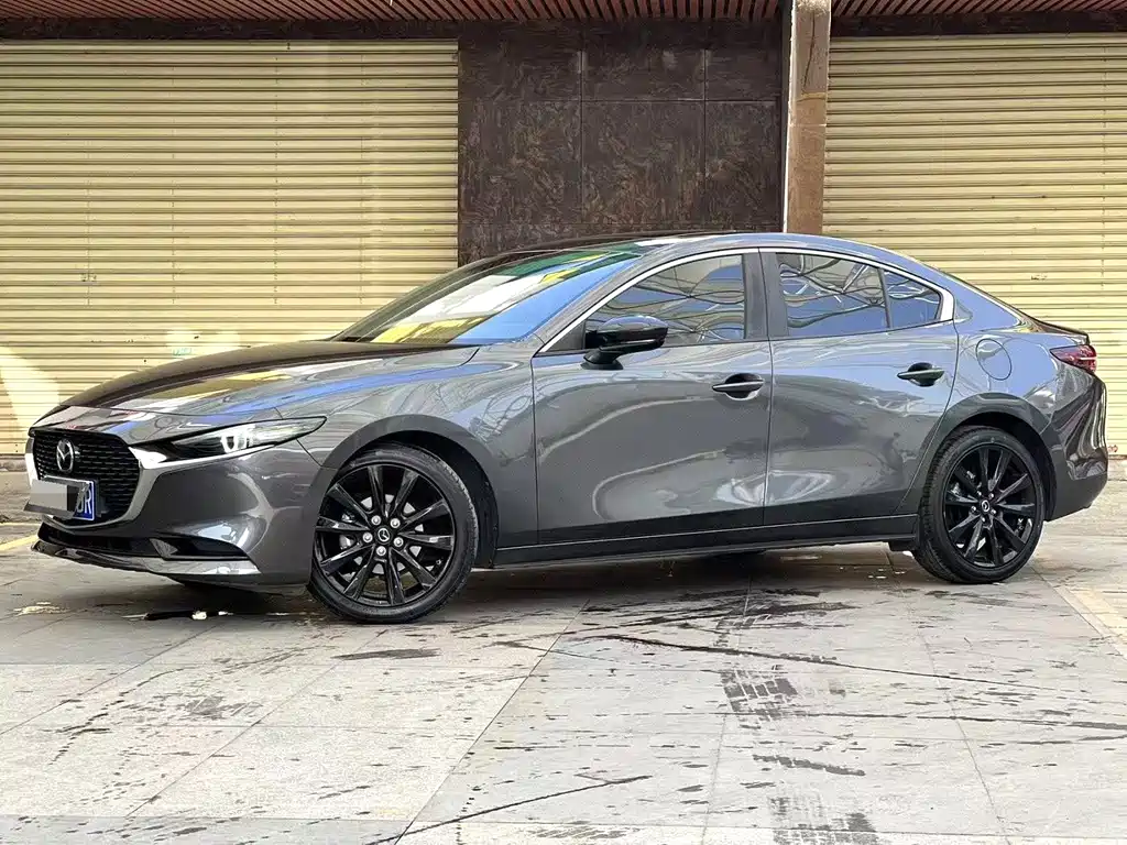 Mazda 3 Axela — миниатюра 2