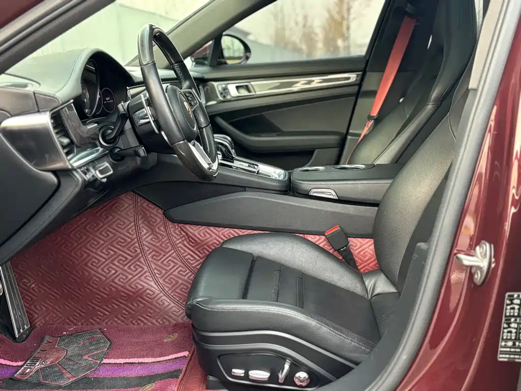 PORSCHE PANAMERA NEW ENERGY