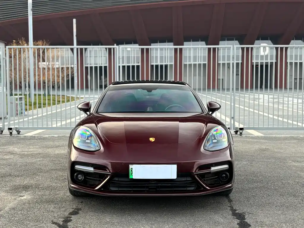 PORSCHE PANAMERA NEW ENERGY