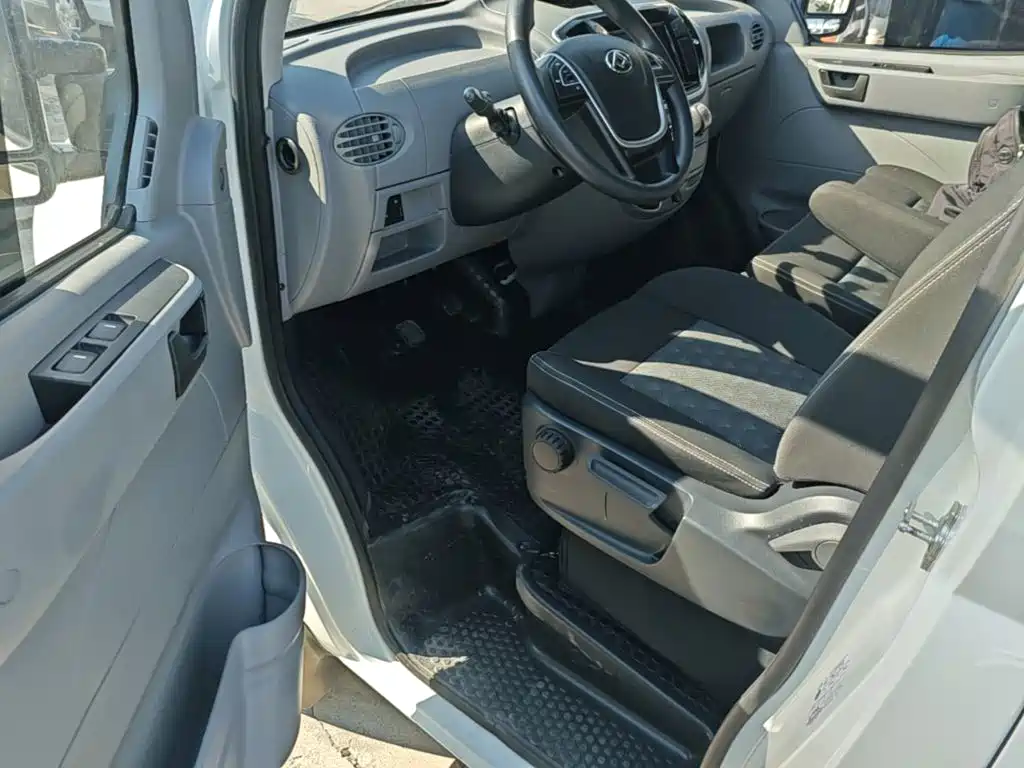 Maxus V80 — миниатюра 16