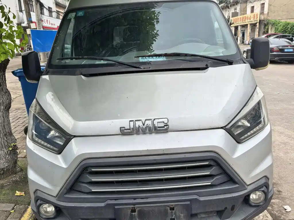 JMC Tesla — миниатюра 2