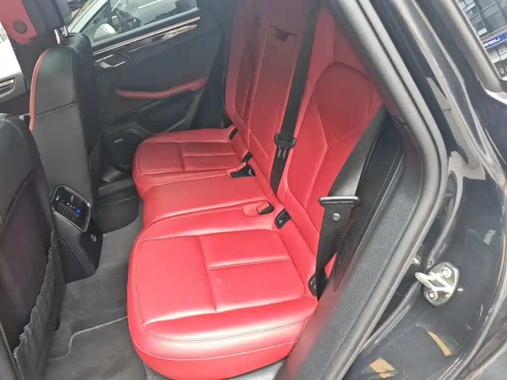Porsche Macan — миниатюра 17