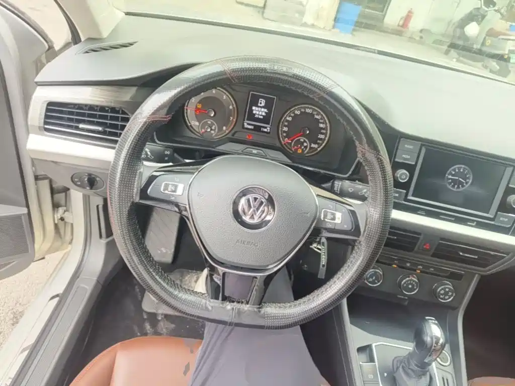 Volkswagen Lavida — миниатюра 11