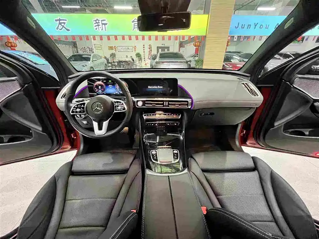 Mercedes-Benz EQC — миниатюра 8