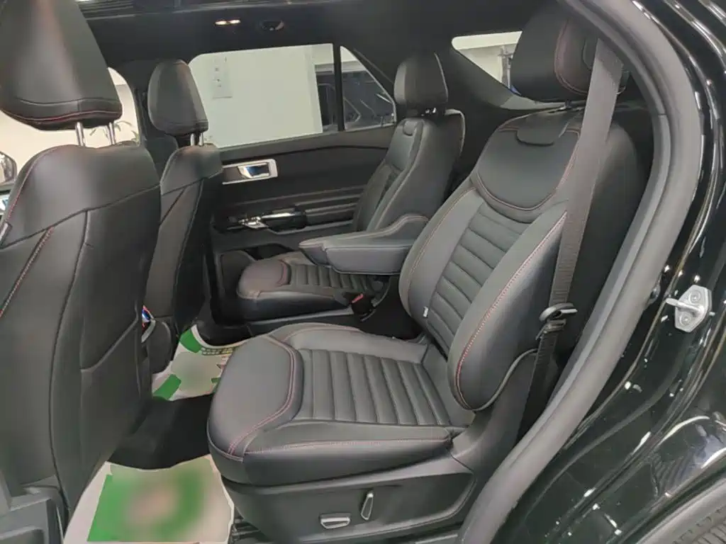 Ford Explorer — миниатюра 17