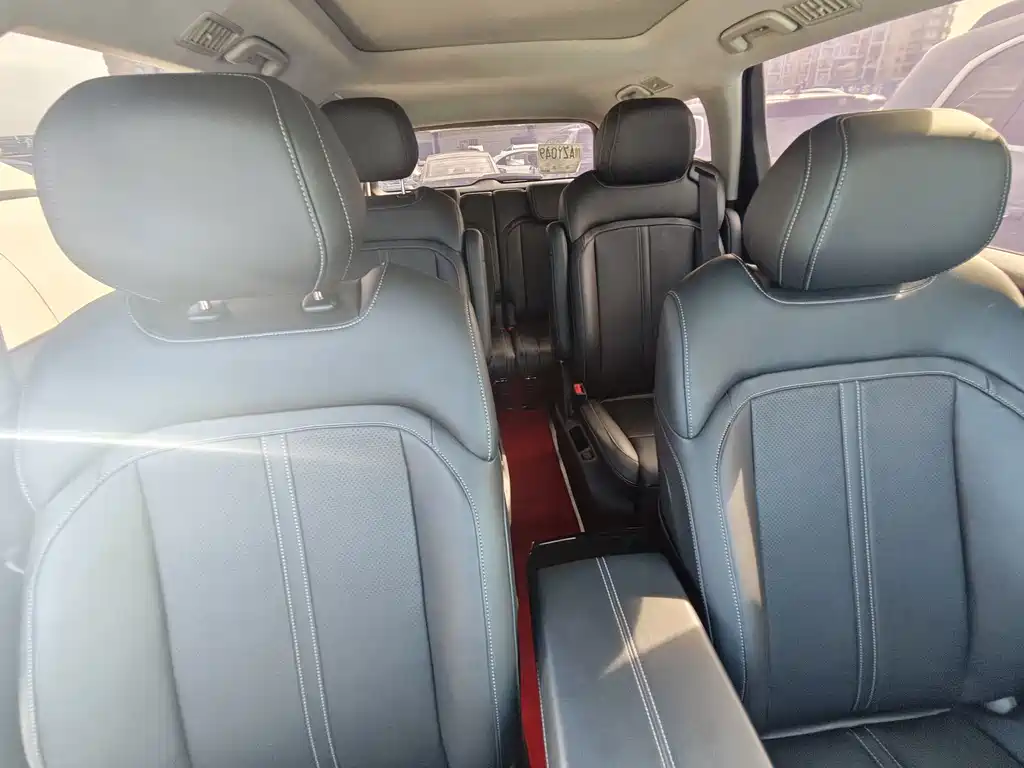 Wuling Victory — миниатюра 11