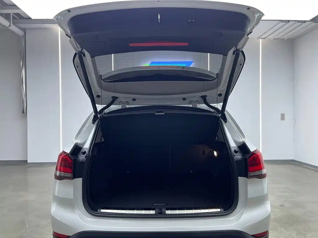 BMW X1 — миниатюра 5