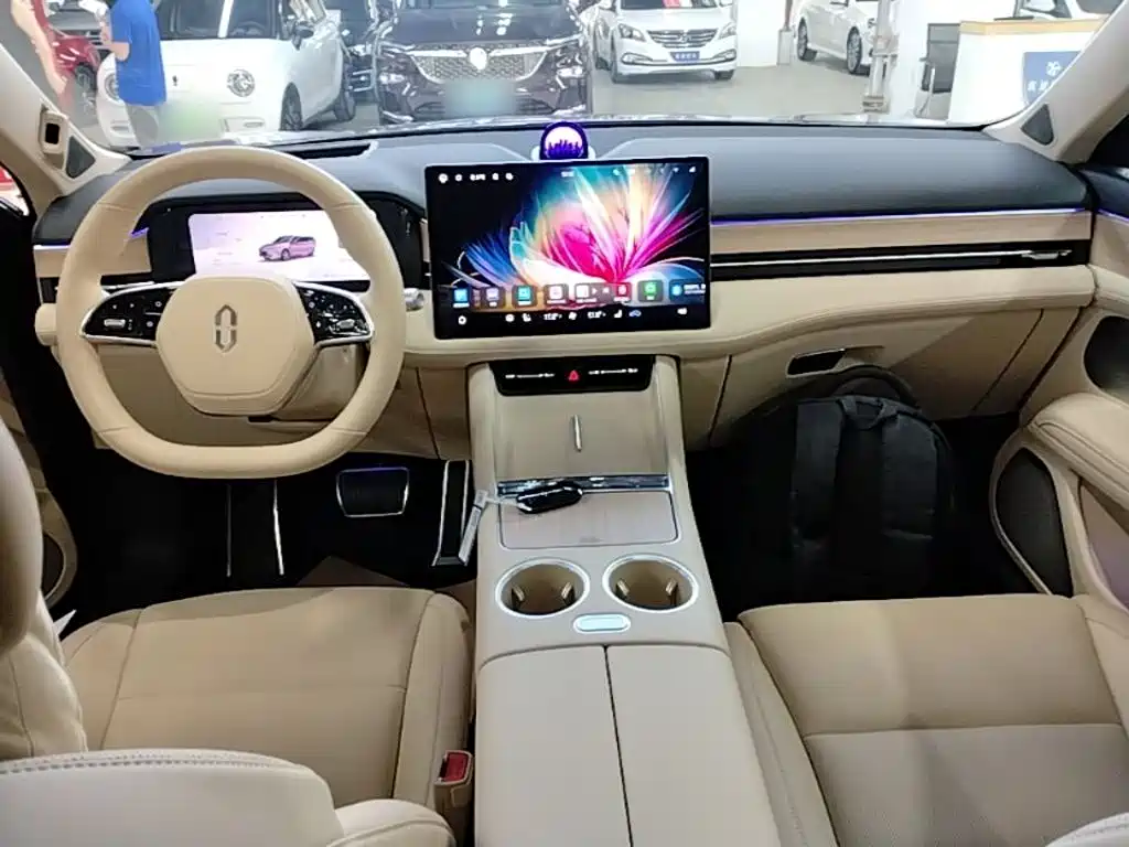 AITO AITO M5 — миниатюра 5