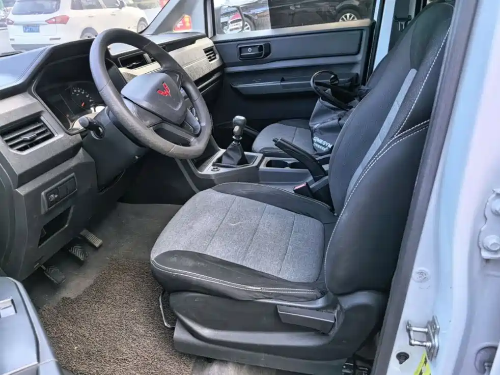 Wuling Hongguang PLUS — миниатюра 15