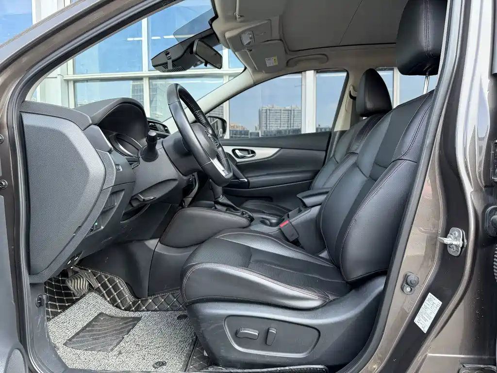 Nissan Qashqai — миниатюра 6