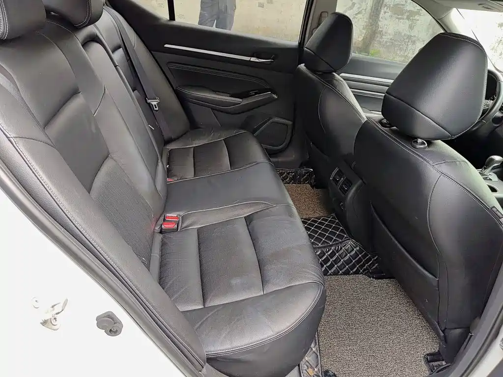 Nissan Teana — миниатюра 11