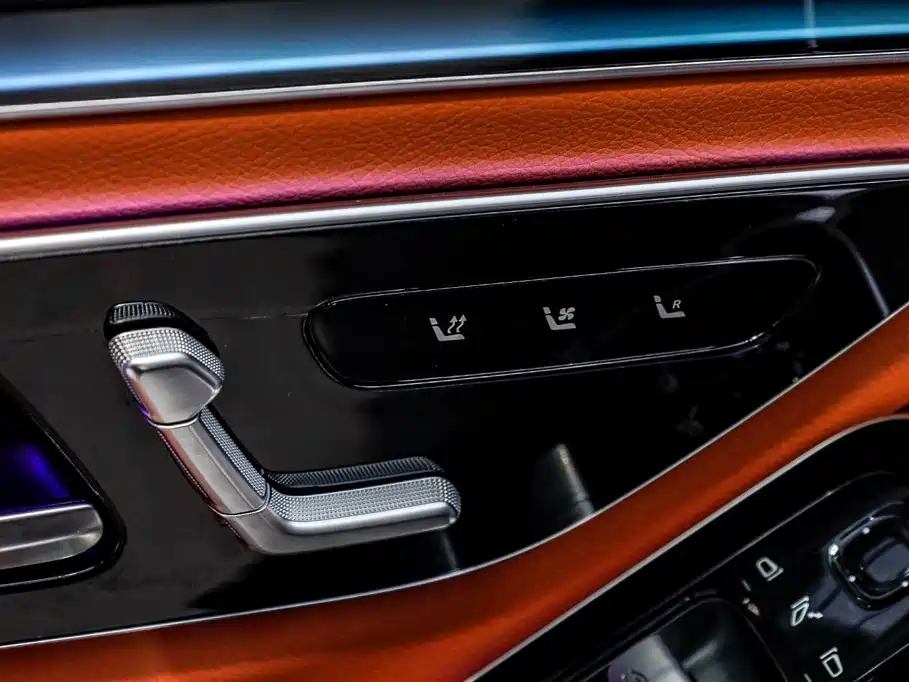 Mercedes-Benz S-Class — миниатюра 12