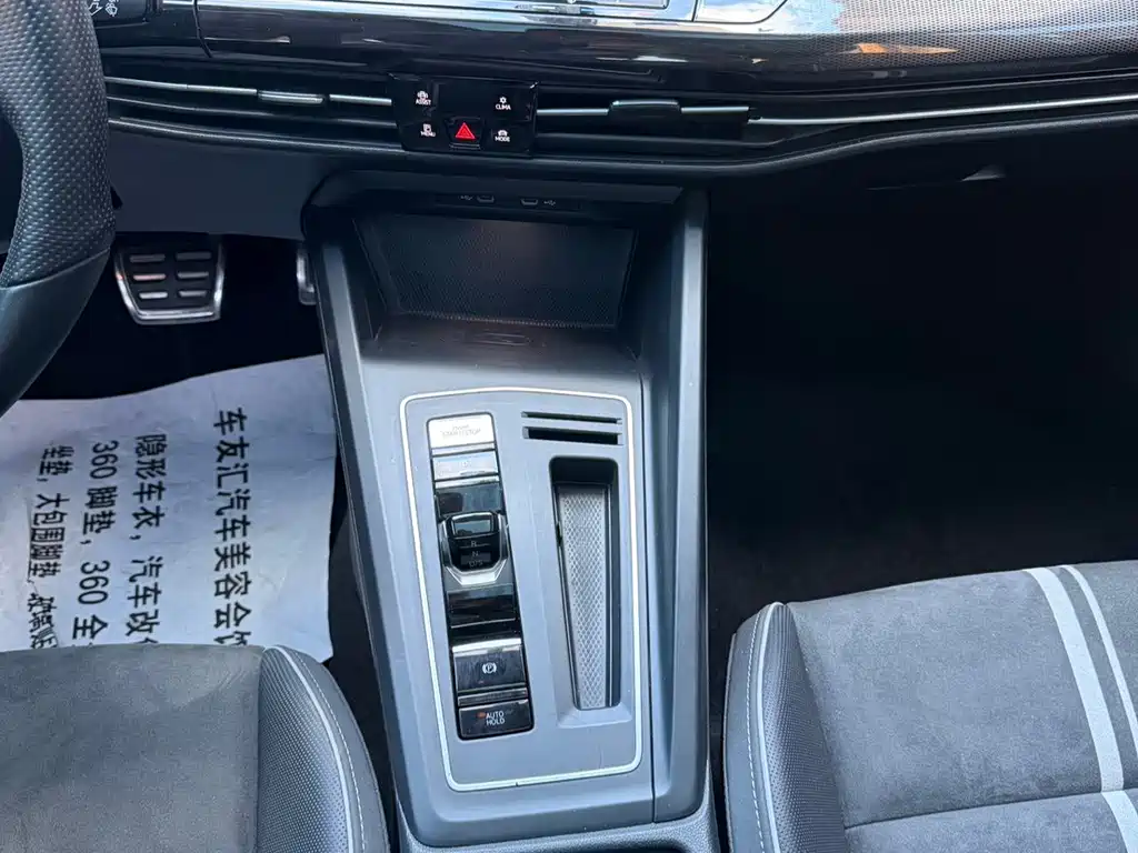 Volkswagen Golf — миниатюра 21
