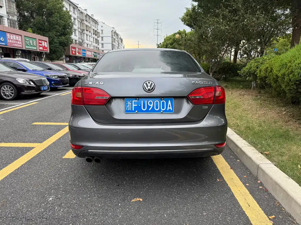 Volkswagen Sagitar — миниатюра 9
