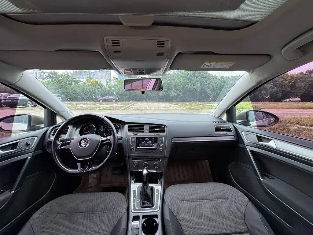 Volkswagen Golf — миниатюра 7