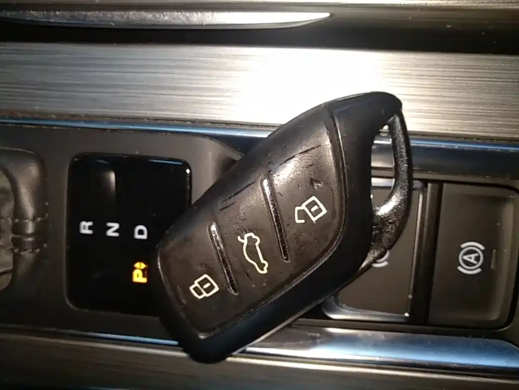 Roewe RX5 New Energy — миниатюра 9