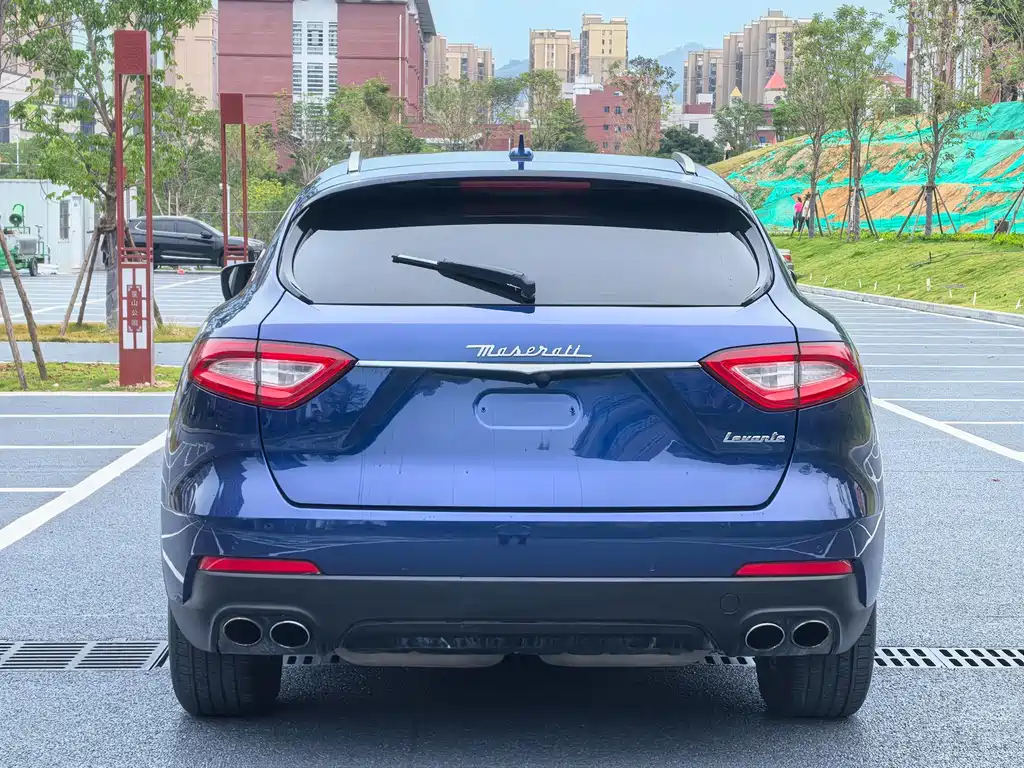 MASERATI LEVANTE