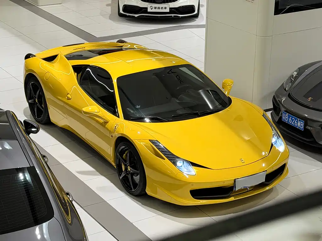 Ferrari 458 2014