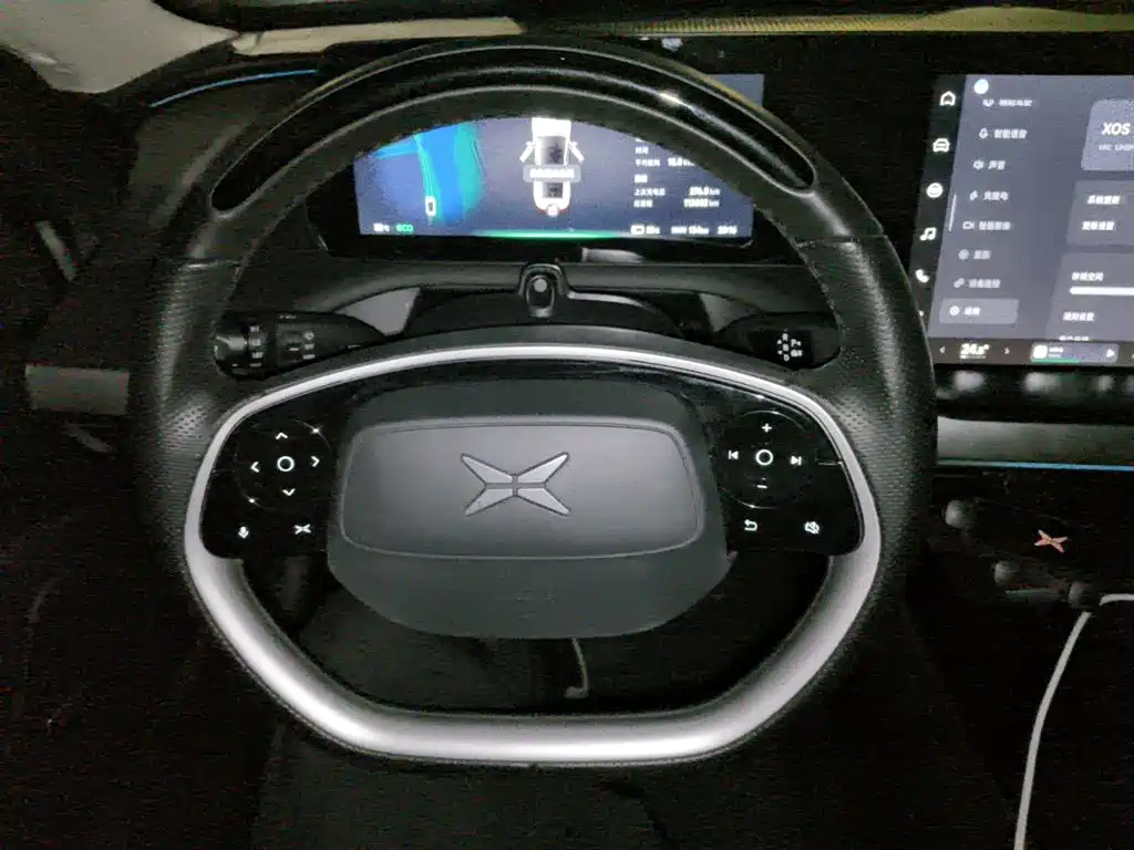 XPeng P7 — миниатюра 6