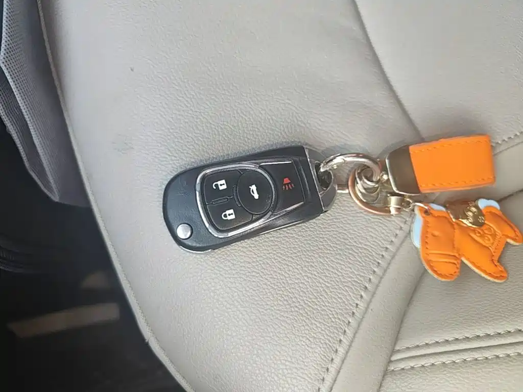 Buick Excelle — миниатюра 9