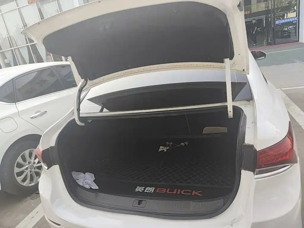 Buick Excelle — миниатюра 19