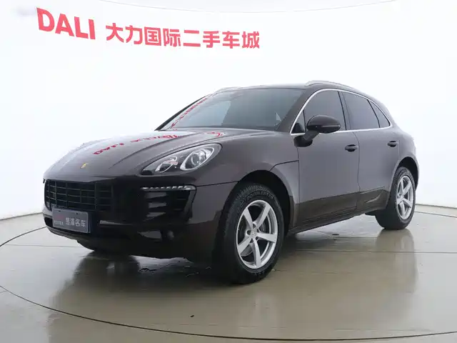 PORSCHE MACAN 2016