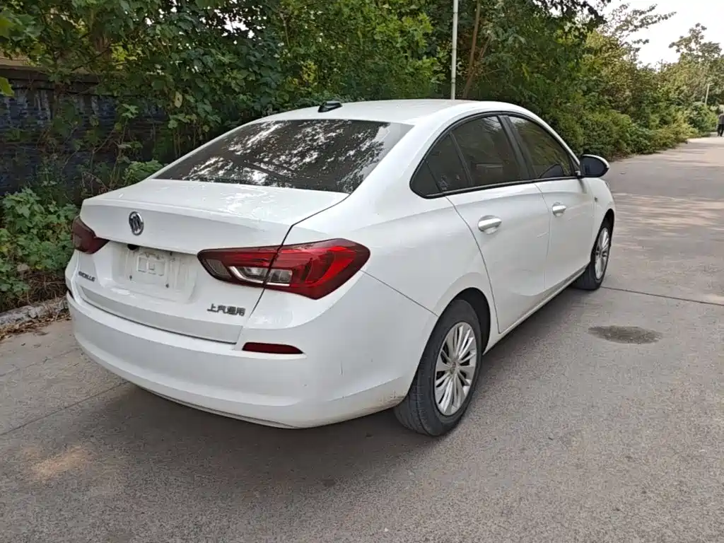 Buick Excelle — миниатюра 7
