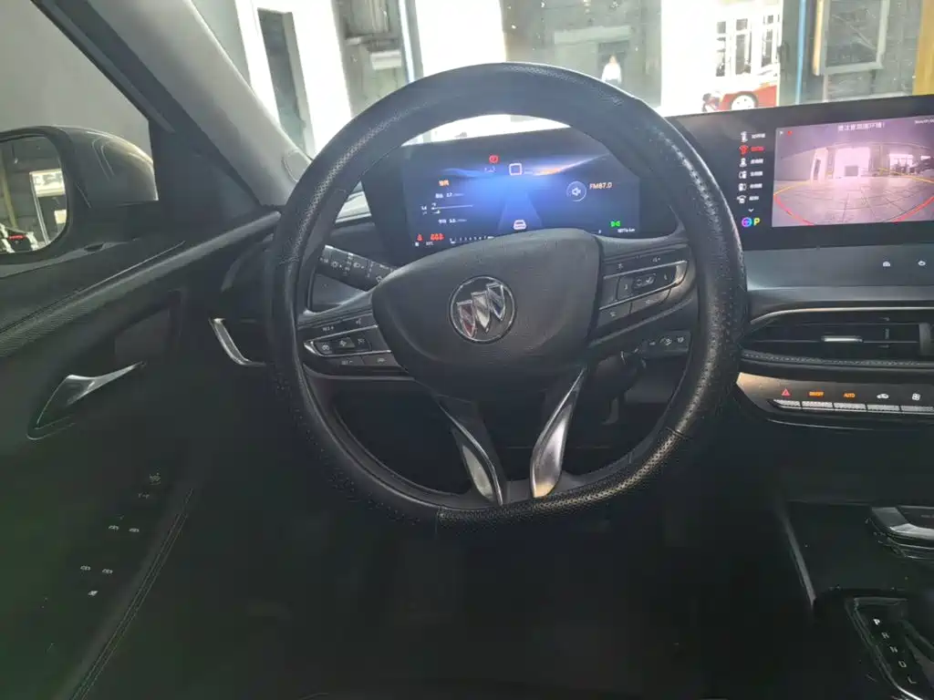 Buick Verano — миниатюра 11