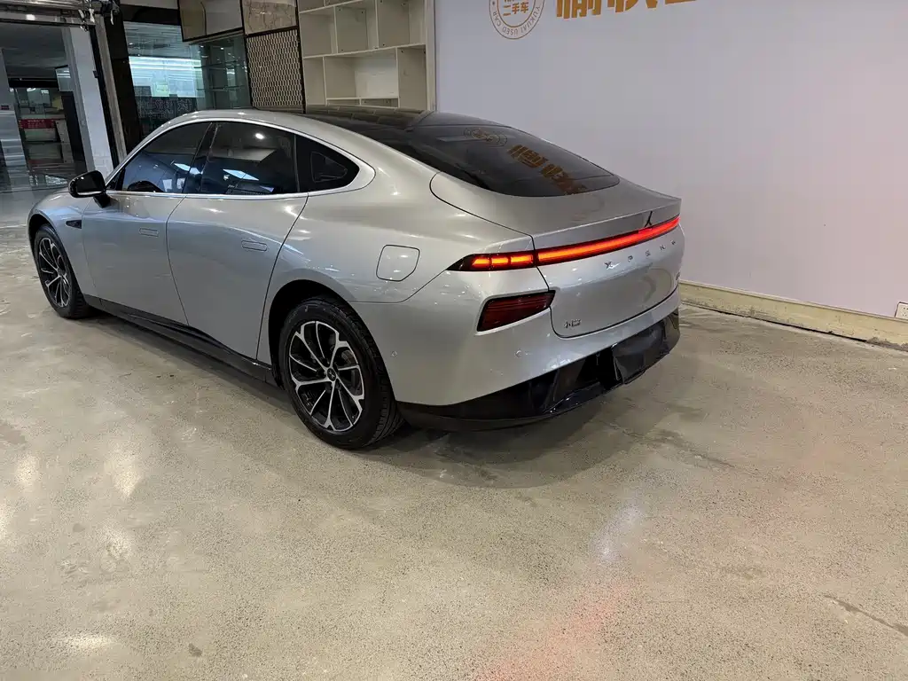 XPeng P7 — миниатюра 5