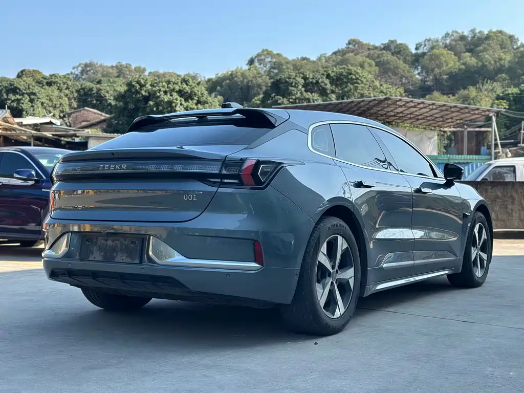 ZEEKR EXTREME KRYPTON 001