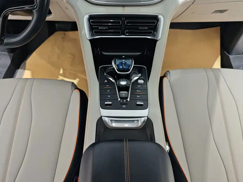 BYD PLUS New Energy — миниатюра 8