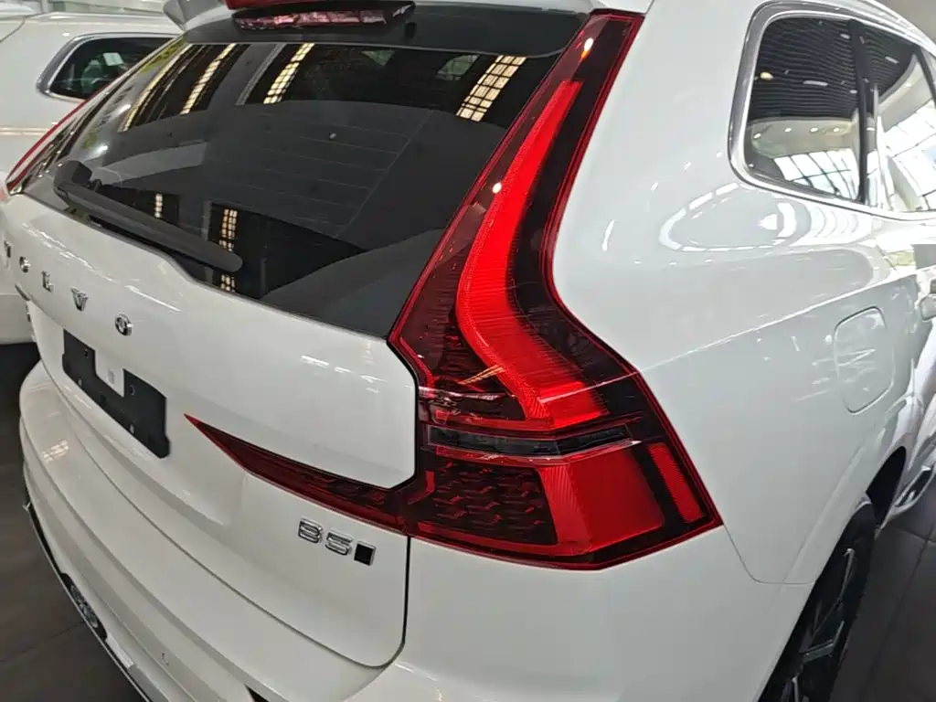 Volvo XC60 — миниатюра 8