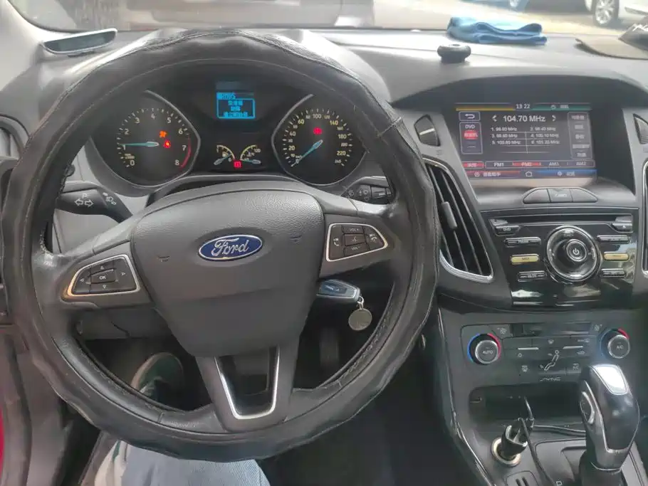 Ford Focus — миниатюра 12