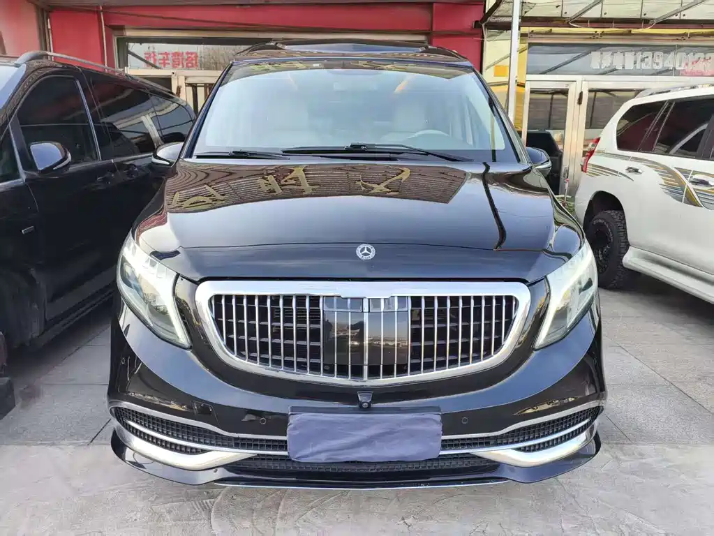 MERCEDES-BENZ V CLASS