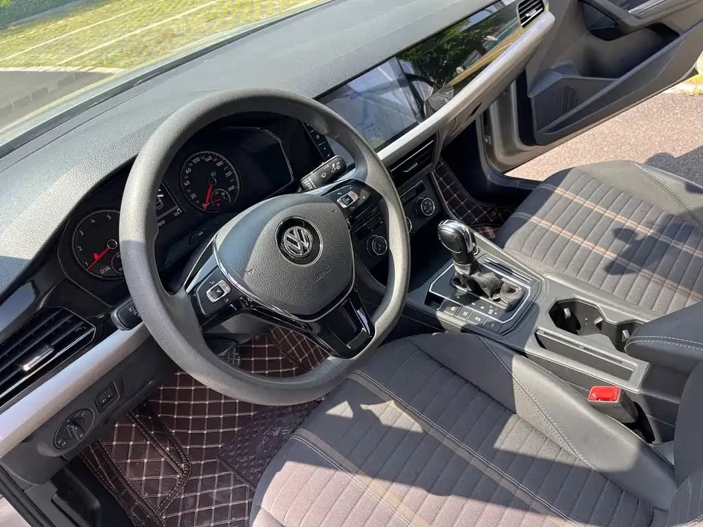 Volkswagen Lavida — миниатюра 17