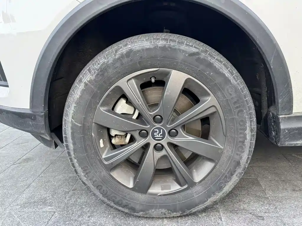 BYD Yuan EV — миниатюра 13