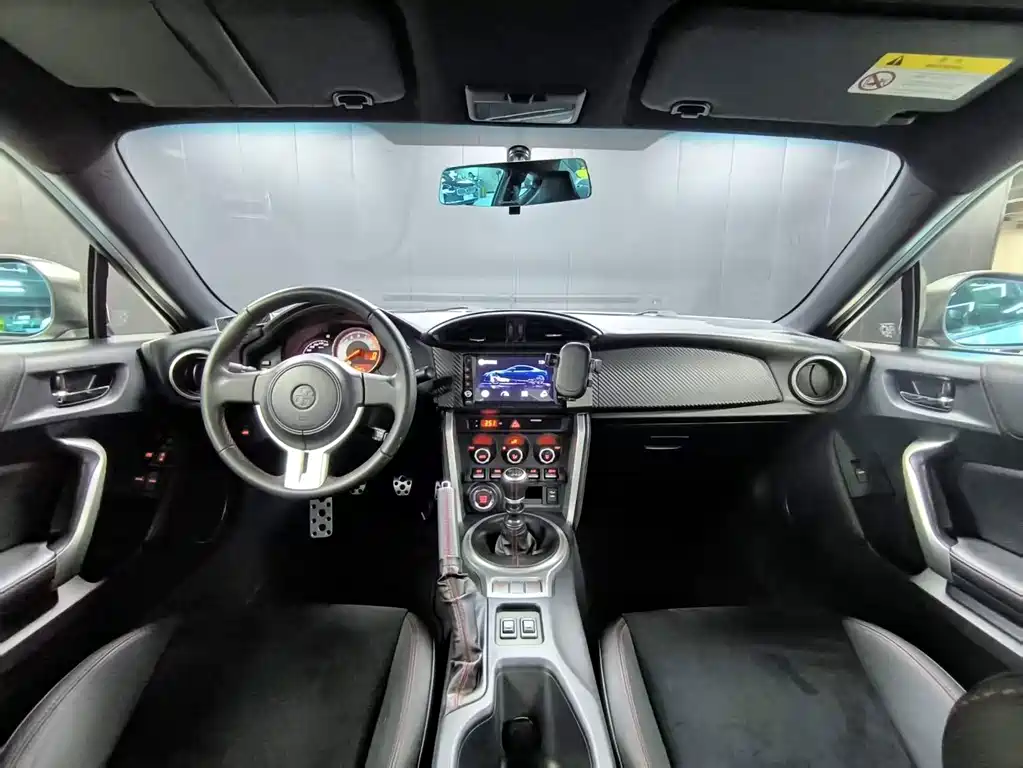 Toyota 86 — миниатюра 6