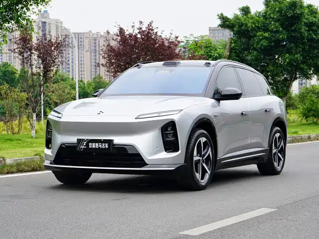 2025 Nio ES6