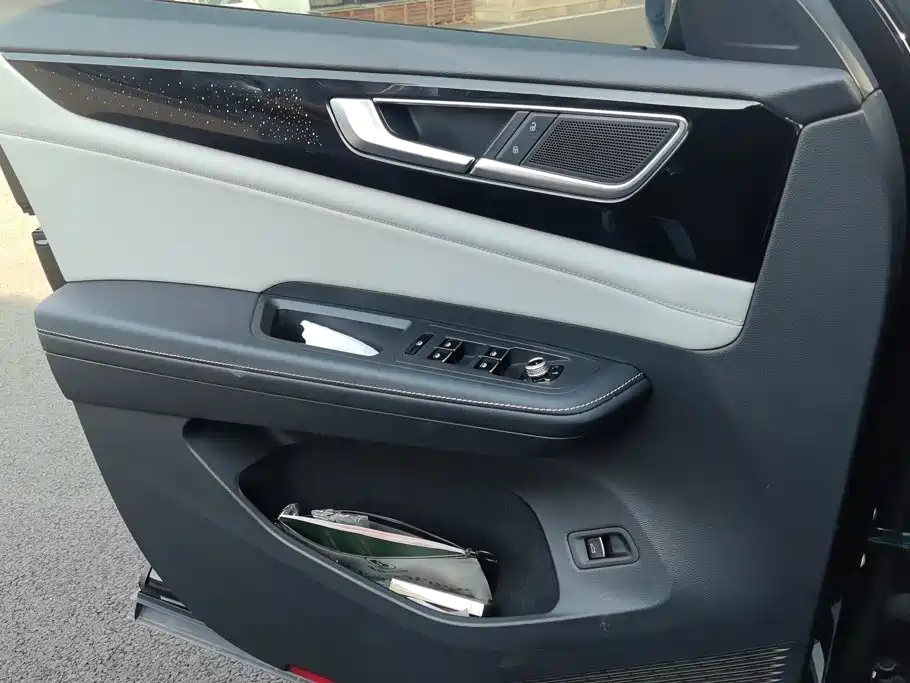 Volkswagen Teramont — миниатюра 7